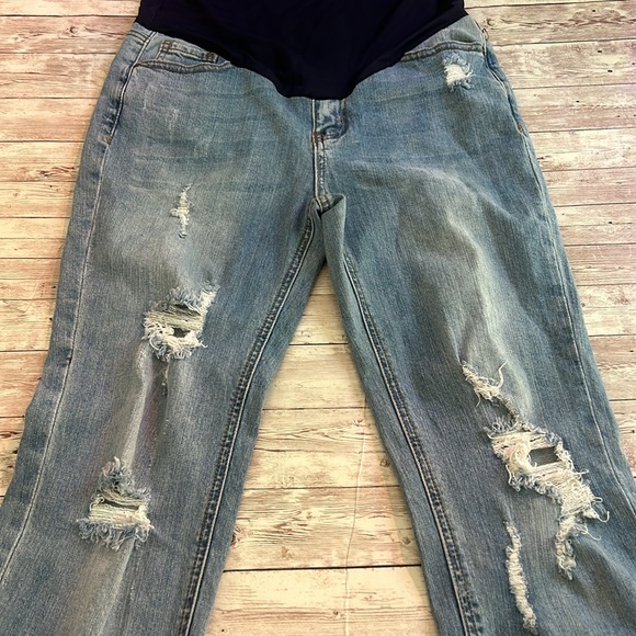 Pinkblush Light Wash Distressed Full Panel Skinny Maternity Jeans - Picture 3 of 7